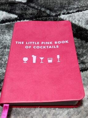 CIDER MILL PRESS "THE LITTLE PINK BOOK OF COCKTAILS" BOOK BY MADELINE TEACHETT